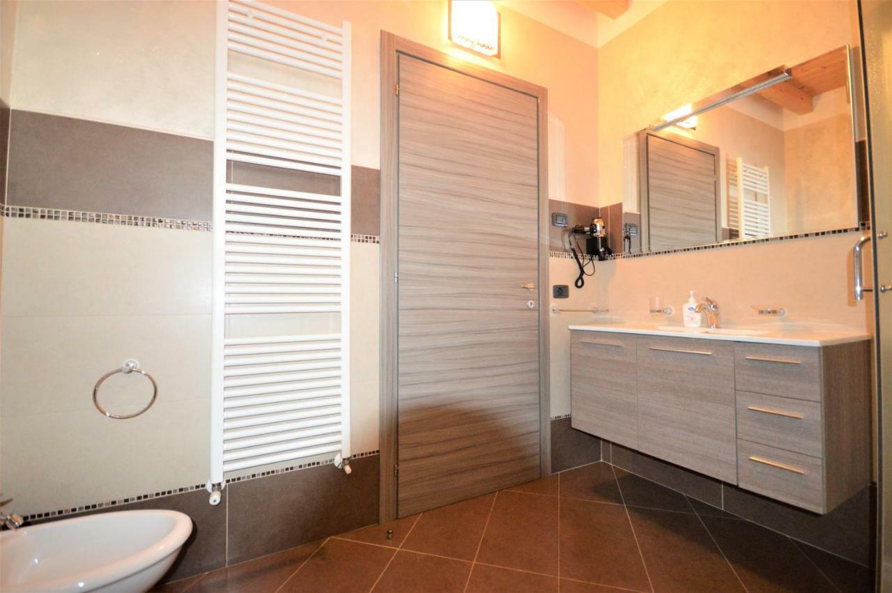 B&B La Vecchia Tipografia - Lago D'Idro Ponte Caffaro Екстериор снимка
