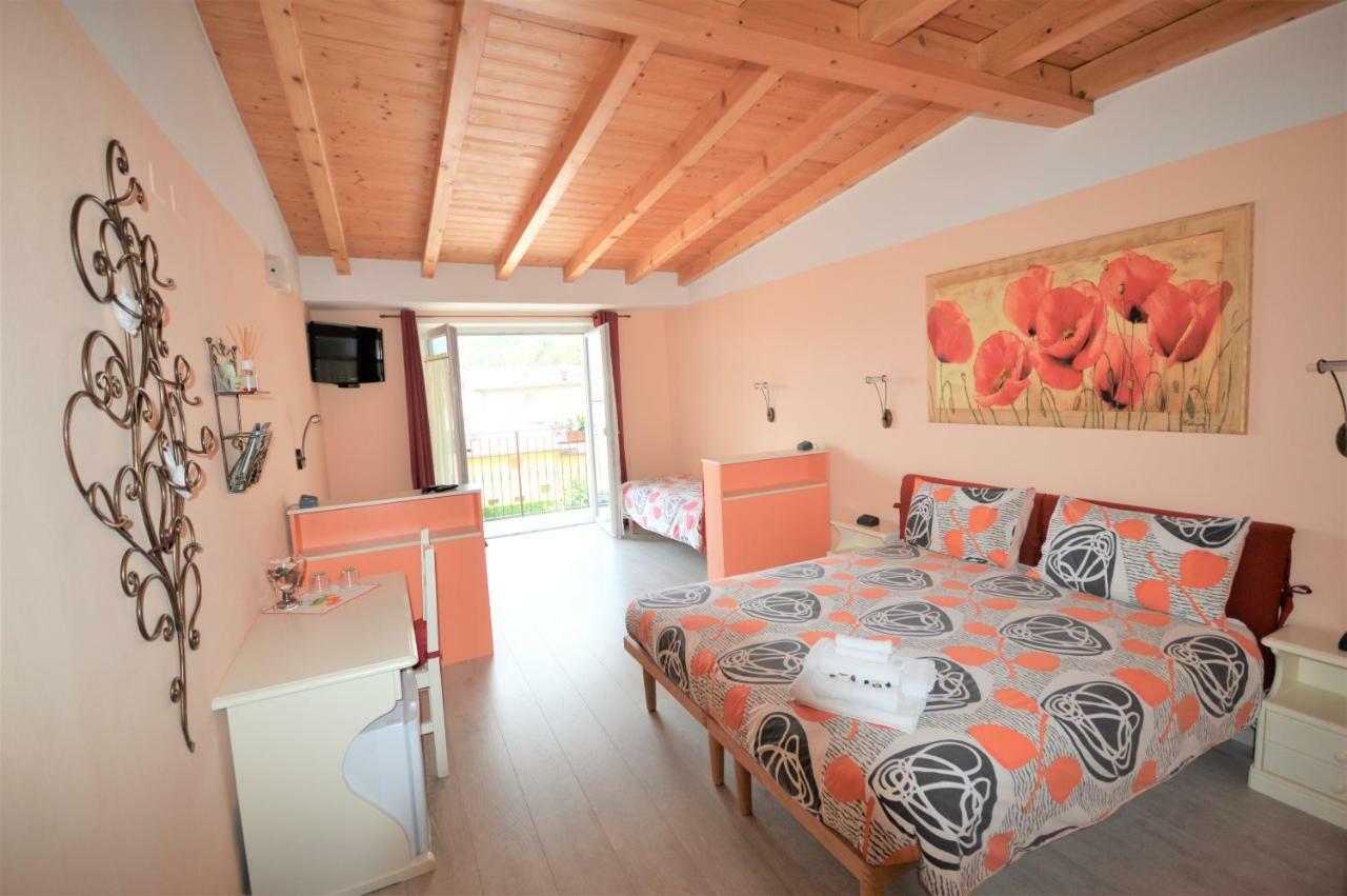 B&B La Vecchia Tipografia - Lago D'Idro Ponte Caffaro Екстериор снимка